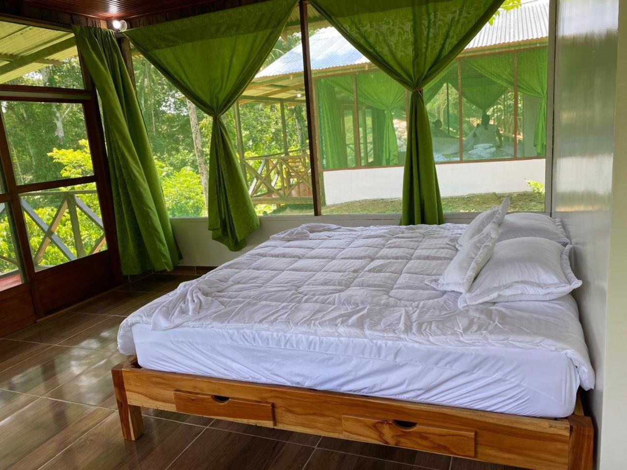 Amazon Acai Lodge Leticia Bagian luar foto