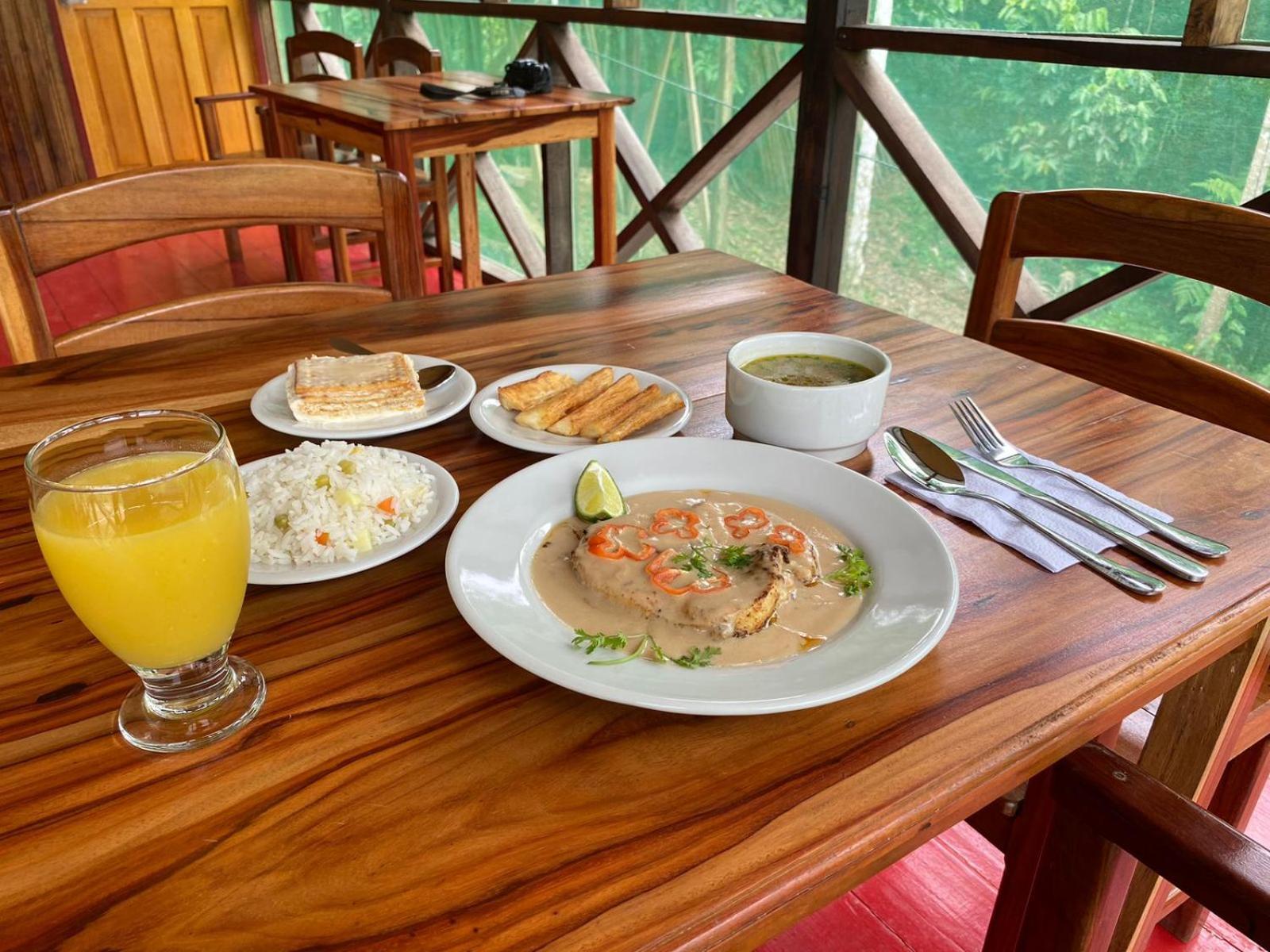 Amazon Acai Lodge Leticia Bagian luar foto